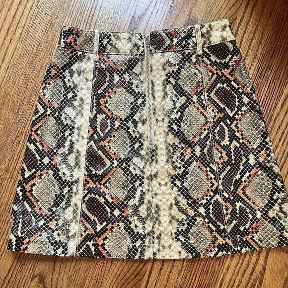 Alter'd State Wom Sz XS Snake Print Mini Skirt High Waist Tan Grey Orange Zipper - Picture 5 of 13